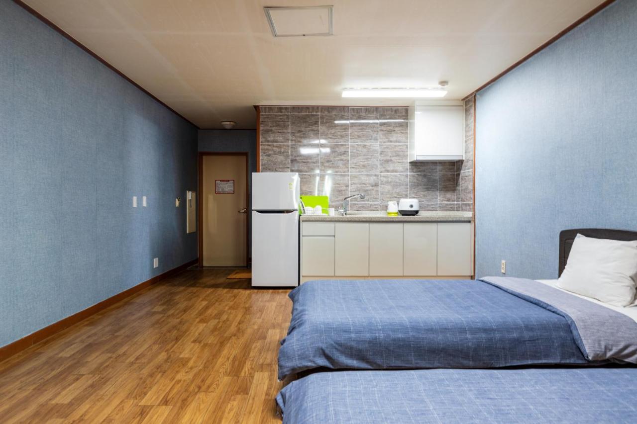 Jeju Tovice Condo Family Extérieur photo